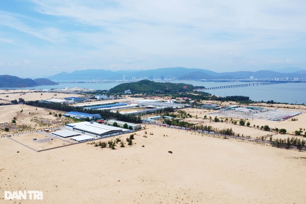 Cảnh khó tin ở khu kinh tế Nhơn Hội sau gần 20 năm thành lập - 2 Cảnh khó tin ở khu kinh tế Nhơn Hội sau gần 20 năm thành lập - 2
