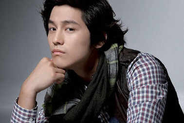 Hotboy Kim Bum làm quý ông lịch lãm