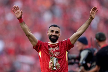 Salah chấm dứt sự thống trị của cầu thủ Man City tại Premier League