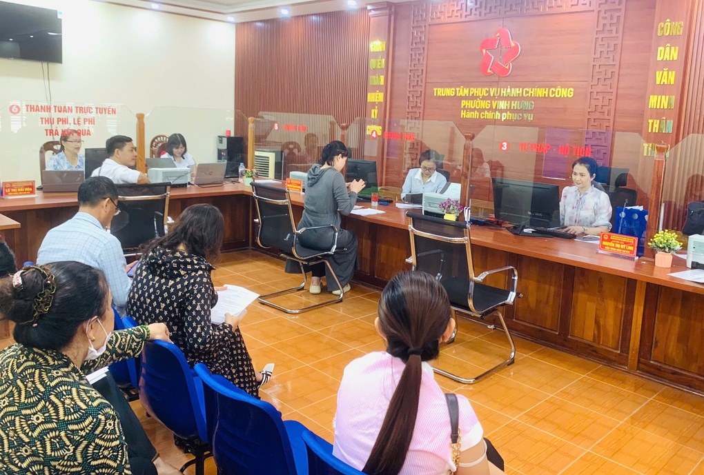 4 phó chủ tịch tỉnh làm tư lệnh tháo gỡ vướng mắc cho bộ máy xã, phường - 1 4 phó chủ tịch tỉnh làm tư lệnh tháo gỡ vướng mắc cho bộ máy xã, phường - 1
