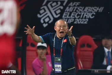 Báo Hàn Quốc: "Vũ điệu cuối cùng của HLV Park Hang Seo đã kết thúc"