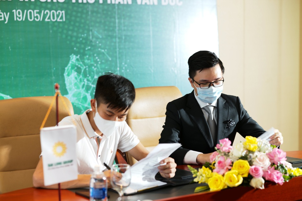 SL Nghệ An giữ chân Phan Văn Đức, chờ tín hiệu khởi sắc - 1 SL Nghệ An giữ chân Phan Văn Đức, chờ tín hiệu khởi sắc - 1