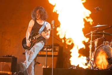 Ban nhạc Bức Tường sẽ "cháy" hết mình tại Lễ hội Việt Nam 2024