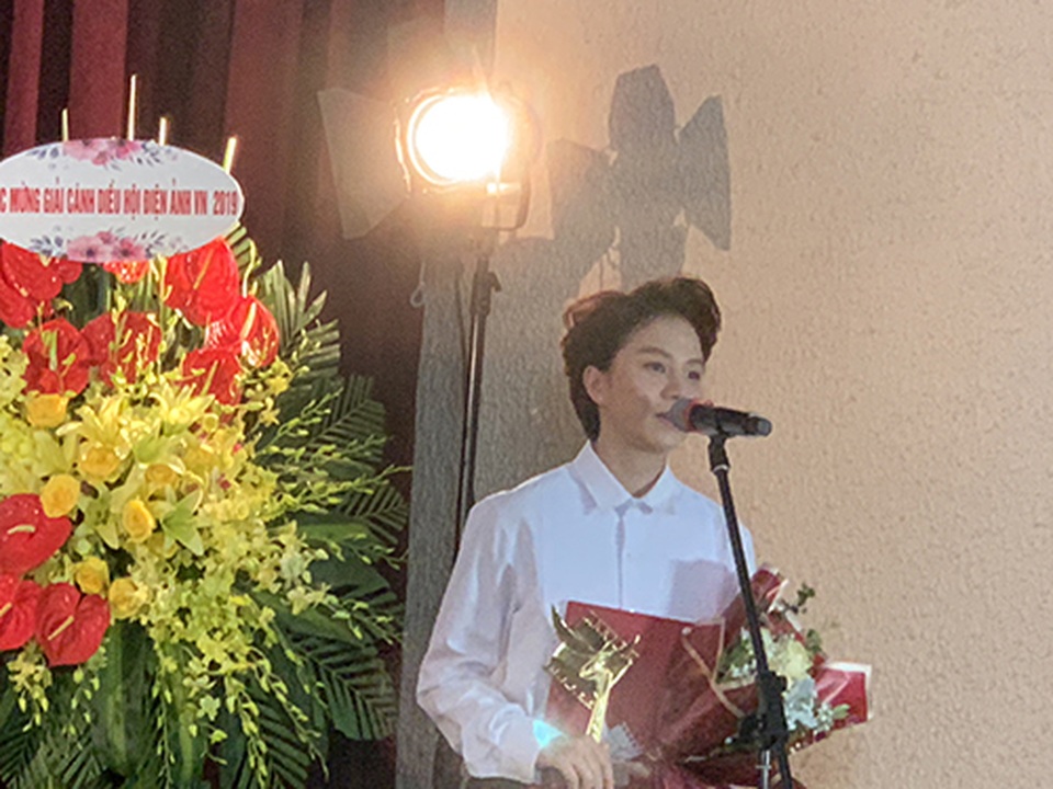 Phim của Cát Phượng, Kiều Minh Tuấn cùng lúc ẵm 7 giải tại Cánh diều 2019 - 8 Phim của Cát Phượng, Kiều Minh Tuấn cùng lúc ẵm 7 giải tại Cánh diều 2019 - 8