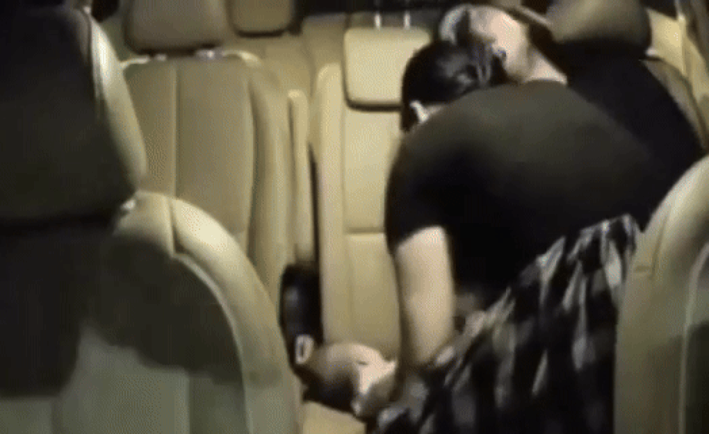 Điều dưỡng cứu bé sơ sinh ngừng thở vì sặc sữa trên taxi - 1 Điều dưỡng cứu bé sơ sinh ngừng thở vì sặc sữa trên taxi - 1