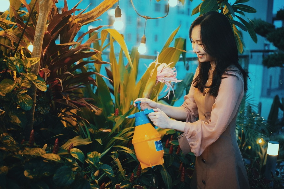 Hồ sen ngát hương tại căn penthouse tuyệt đẹp của vợ chồng trẻ Hà Nội - 11 Hồ sen ngát hương tại căn penthouse tuyệt đẹp của vợ chồng trẻ Hà Nội - 11