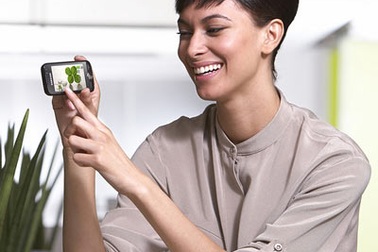 Mobile cảm ứng giá bình dân 