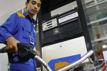 Giá xăng giảm tiếp gần 1.000 đồng/lít từ 15h hôm nay