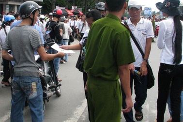 “Tiếp sức mùa thi” bằng… xổ số, trò chơi điện tử