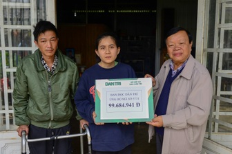 Bạn đọc hỗ trợ người vợ chăm chồng trọng bệnh hơn 110 triệu đồng
