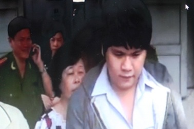 Bắt sinh viên lừa đảo qua mạng