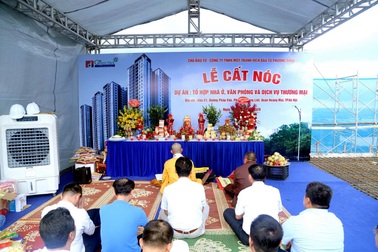 Cất nóc vượt tiến độ, Phương Đông Green Park khẳng định uy tín của chủ đầu tư