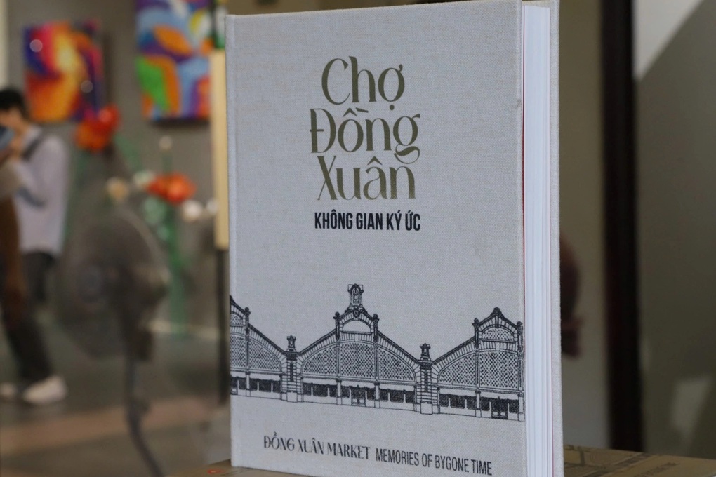 Ra mắt ấn phẩm văn hóa Chợ Đồng Xuân - Không gian ký ức - 2 Ra mắt ấn phẩm văn hóa Chợ Đồng Xuân - Không gian ký ức - 2