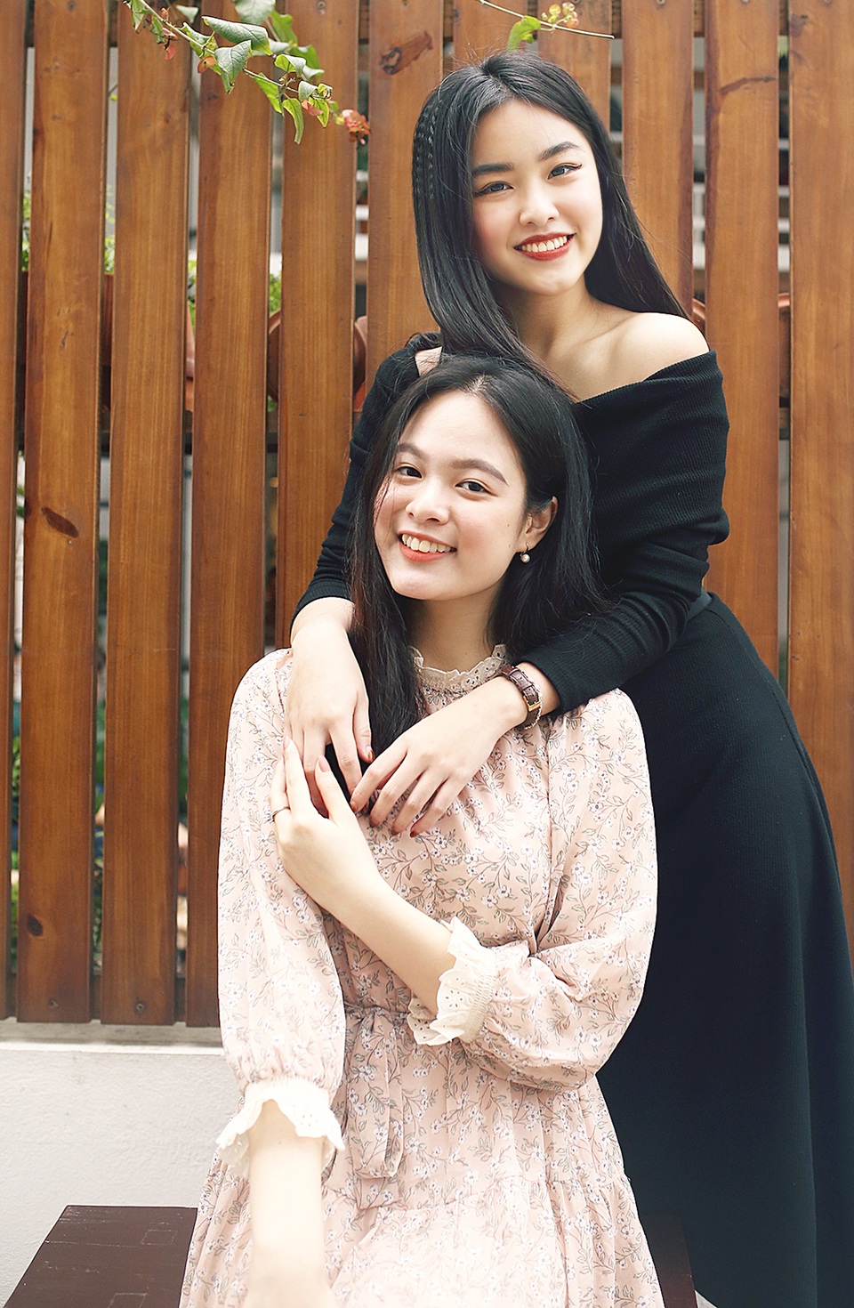 Đôi bạn thân nhà người ta: Cùng học cấp 3, cùng là... Hoa khôi Đại học - 7 Đôi bạn thân nhà người ta: Cùng học cấp 3, cùng là... Hoa khôi Đại học - 7