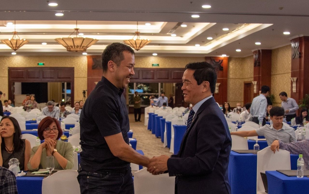 Ông Lê Viết Hải: Không quan tâm ai đứng về phe mình, mình phải kiểm soát ai - 2 Ông Lê Viết Hải: Không quan tâm ai đứng về phe mình, mình phải kiểm soát ai - 2