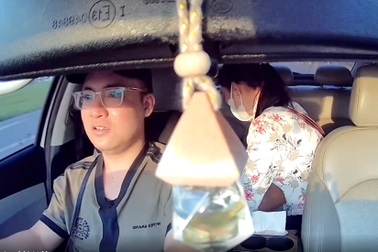 Tài xế Quảng Ninh kể phút thót tim chở bà mẹ trẻ sinh con ngay trên xe