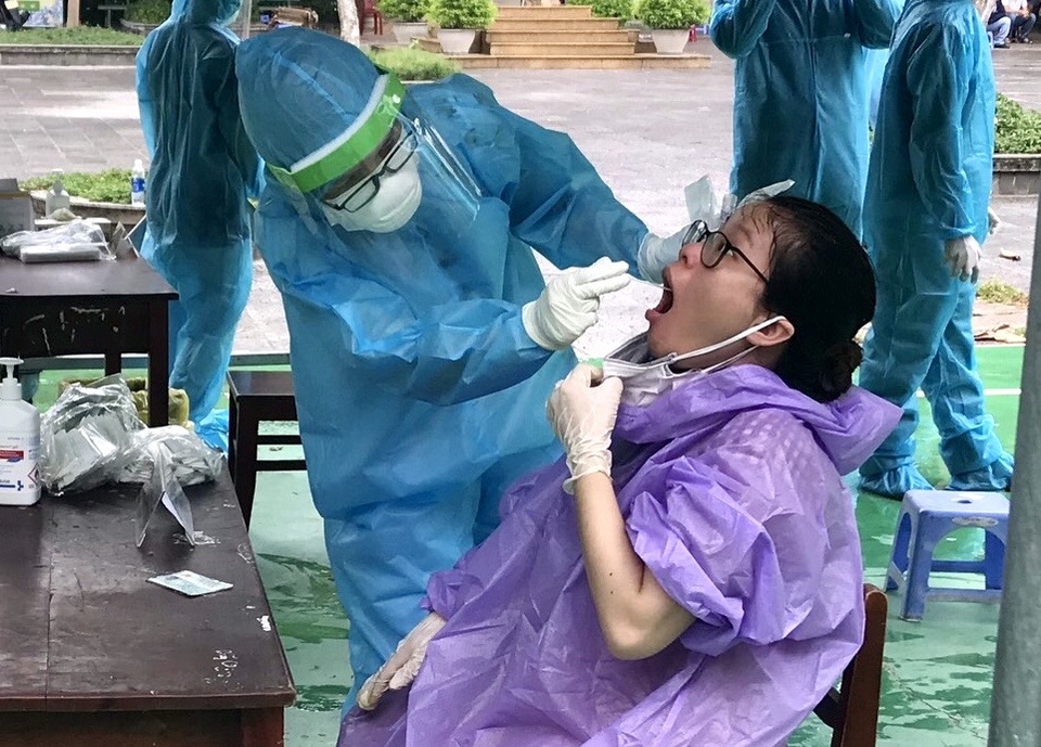 Nhật ký 10 ngày “sục sôi” tại điểm nóng Covid-19 Đà Nẵng - 15 Nhật ký 10 ngày “sục sôi” tại điểm nóng Covid-19 Đà Nẵng - 15