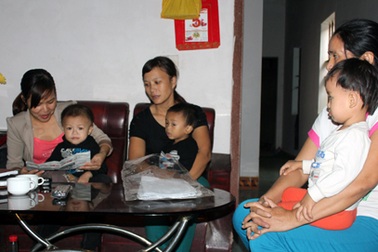 Dân kêu cứu vì sống sát hai lò luyện phôi thép ô nhiễm