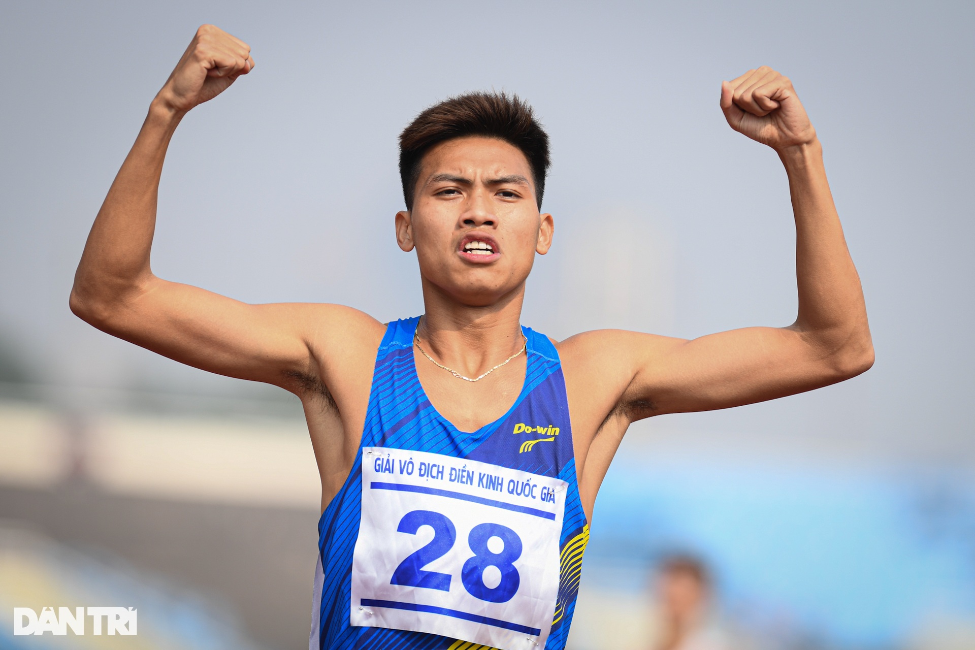 Nguyễn Thị Oanh phá kỷ lục tồn tại suốt 18 năm ở giải vô địch quốc gia - 13 Nguyễn Thị Oanh phá kỷ lục tồn tại suốt 18 năm ở giải vô địch quốc gia - 13