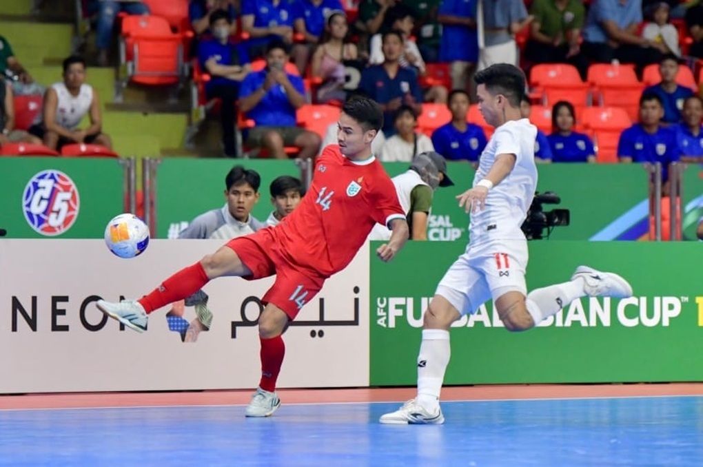 Thái Lan thắng đậm và lọt vào tứ kết, Futsal Việt Nam hưởng lợi - 1