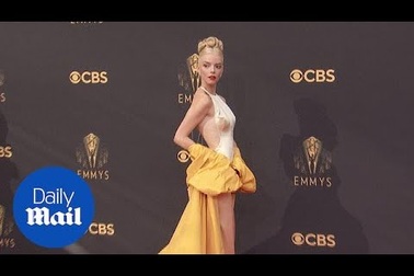 Anya Taylor Joy yêu kiều trên thảm đỏ