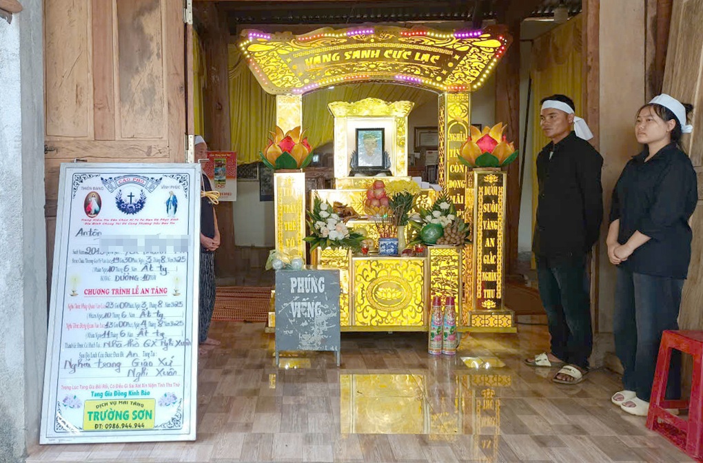 Đến hồ câu cá, bé trai 10 tuổi đuối nước tử vong - 1 Đến hồ câu cá, bé trai 10 tuổi đuối nước tử vong - 1