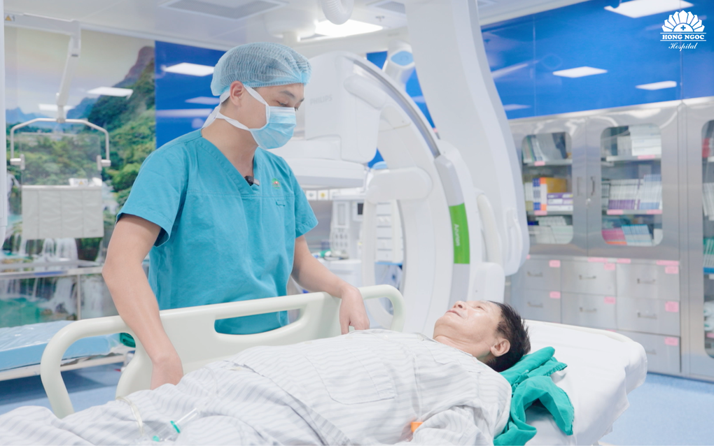 Nút mạch tuyến tiền liệt điều trị cơn đau tiểu cho bệnh nhân cao tuổi - 1 Nút mạch tuyến tiền liệt điều trị cơn đau tiểu cho bệnh nhân cao tuổi - 1
