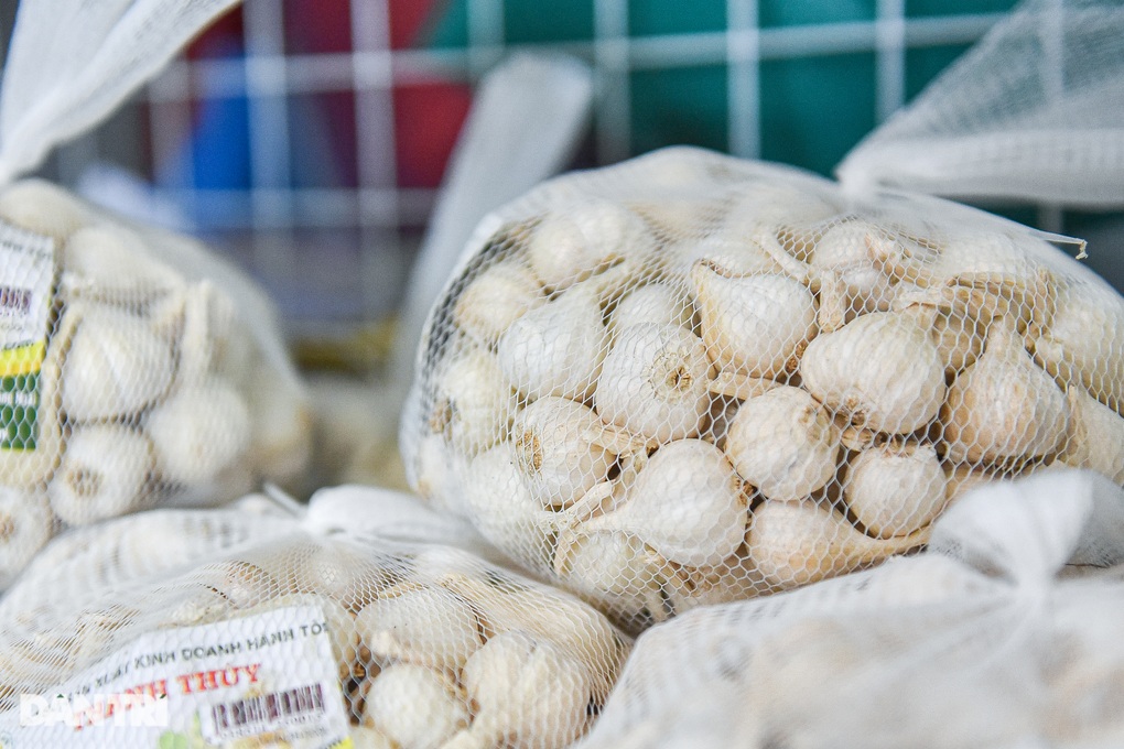 Xưởng sản xuất vàng đen quý hiếm, có tiền cũng khó mua ở Lý Sơn - 12 Xưởng sản xuất vàng đen quý hiếm, có tiền cũng khó mua ở Lý Sơn - 12