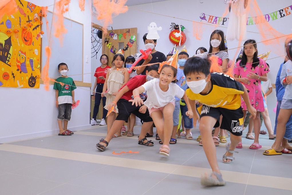 VUS tiếp tục khai trương cùng chuỗi hoạt động tiếng Anh miễn phí - 3 VUS tiếp tục khai trương cùng chuỗi hoạt động tiếng Anh miễn phí - 3