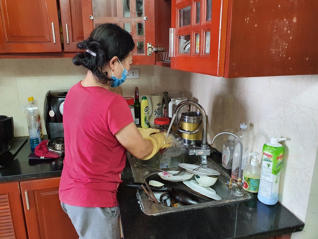 Mẹ trẻ Hà Nội than trời giúp việc tai quái nhưng phải nhịn như cơm sống - 1 Mẹ trẻ Hà Nội than trời giúp việc tai quái nhưng phải nhịn như cơm sống - 1