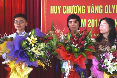 Hai học sinh trường Phan Bội Châu dự thi Olympic Châu Á và Quốc tế