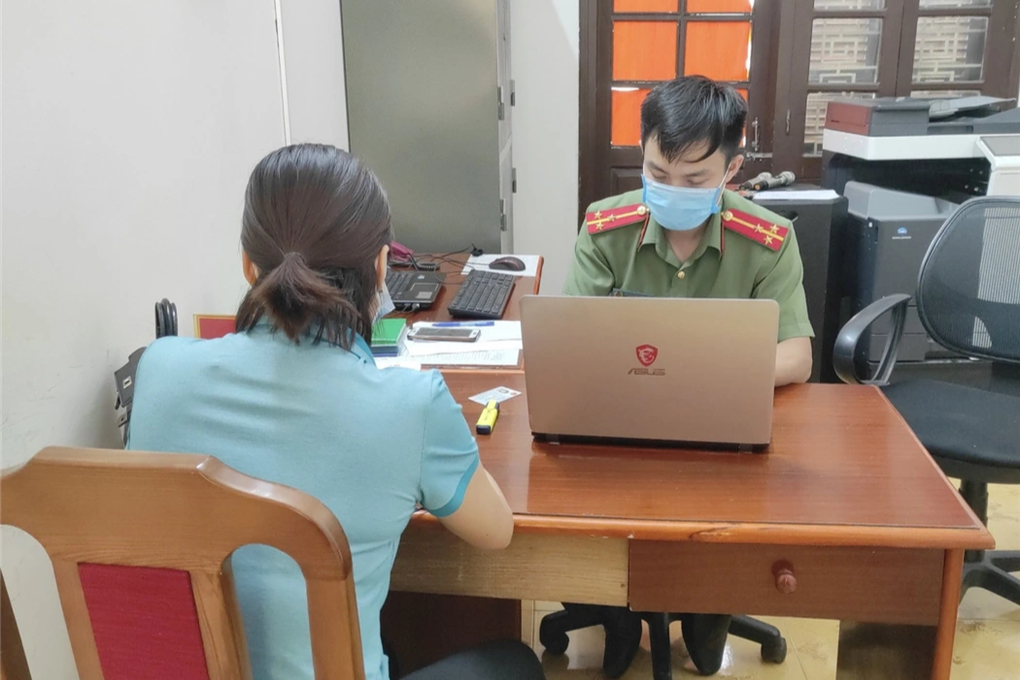 Bộ Công an hướng dẫn cách đối phó với tin nhắn đòi nợ khống - 1 Bộ Công an hướng dẫn cách đối phó với tin nhắn đòi nợ khống - 1