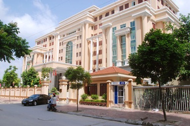 Ngành Thanh tra không tiếp khách, nhận hoa tại trụ sở trong ngày truyền thống 70 năm