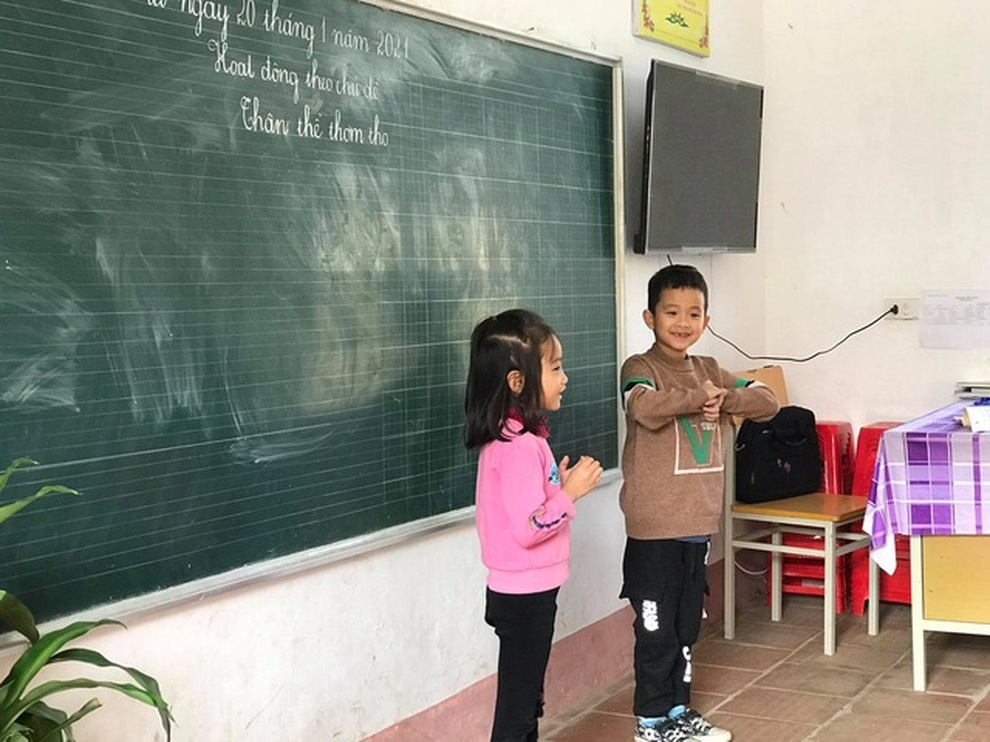 Bộ GD-ĐT: Học sinh lớp 1 tự tin khi học chương trình giáo dục phổ thông mới - 2 Bộ GD-ĐT: Học sinh lớp 1 tự tin khi học chương trình giáo dục phổ thông mới - 2