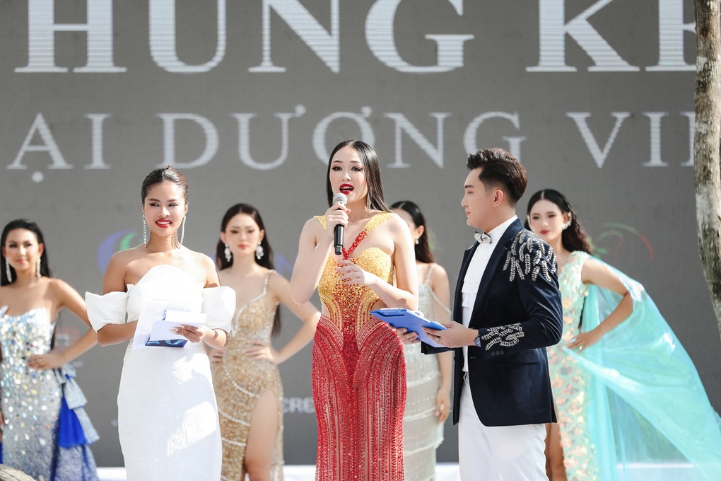 Chung kết Hoa hậu Đại dương Việt Nam: Tổ chức 6h sáng, thí sinh ngất xỉu - 4 Chung kết Hoa hậu Đại dương Việt Nam: Tổ chức 6h sáng, thí sinh ngất xỉu - 4