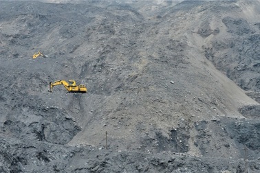 Một thành viên Hội đồng quản trị Than Đèo Nai - Cọc Sáu bị khởi tố