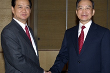 Thủ tướng Nguyễn Tấn Dũng hội kiến với Thủ tướng Trung Quốc Ôn Gia Bảo