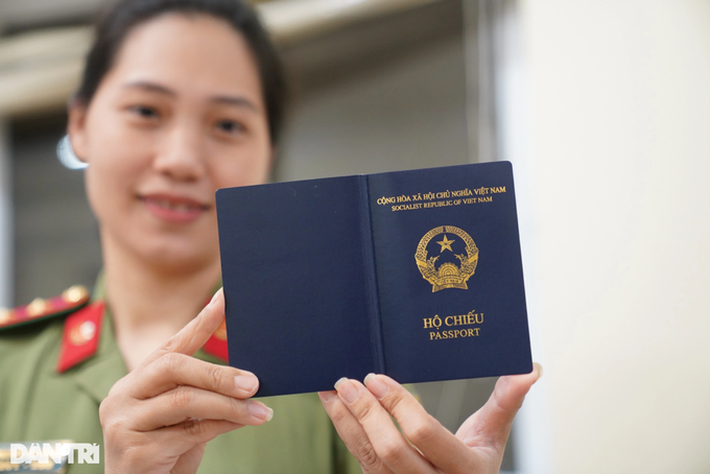 Chính phủ trình Quốc hội xem xét bổ sung nơi sinh vào hộ chiếu mới - 2 Chính phủ trình Quốc hội xem xét bổ sung nơi sinh vào hộ chiếu mới - 2