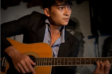 Khương Ngọc gây chú ý với “Scandal showbiz”