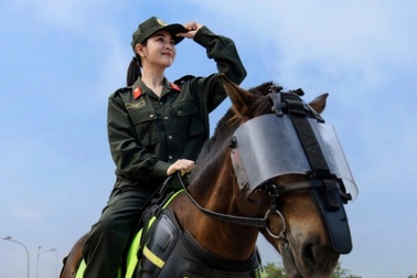 Ca sĩ Duyên Quỳnh: "Cát xê lớn nhất mà tôi nhận được là tình yêu thương"
