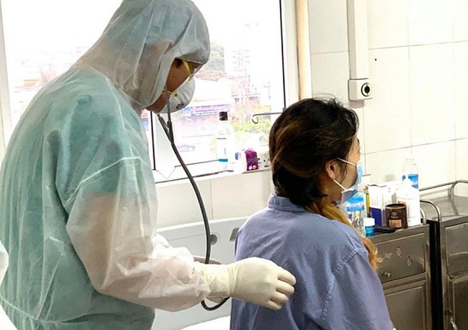 Hành trình khỏi bệnh của một trong những ca Covid-19 phức tạp nhất Việt Nam - 3 Hành trình khỏi bệnh của một trong những ca Covid-19 phức tạp nhất Việt Nam - 3