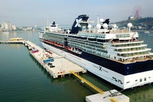 Cảng tàu khách quốc tế Hạ Long: Cửa ngõ thăm Vịnh di sản