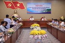 Điểm nhấn nào tại Festival tôm Cà Mau lần đầu tiên tổ chức?