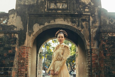 MC Hải Anh gợi nhớ Tết xưa từ Ô Quan Chưởng đến chợ Đồng Xuân