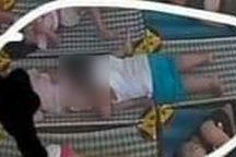 Phụ huynh bàng hoàng khi bé mầm non có hành động nhạy cảm giờ ngủ trưa