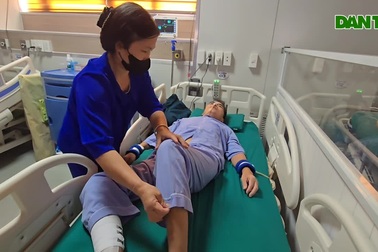 Vợ nghèo khẩn cầu nhà hảo tâm cứu chồng mang trọng bệnh