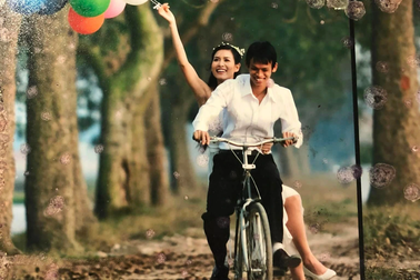 Ảnh cưới lãng mạn của Hà Hương "Phía trước là bầu trời" cách đây 15 năm