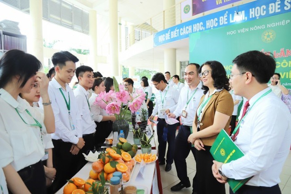 Học viện Nông nghiệp Việt Nam đẩy mạnh nghiên cứu khoa học - 2