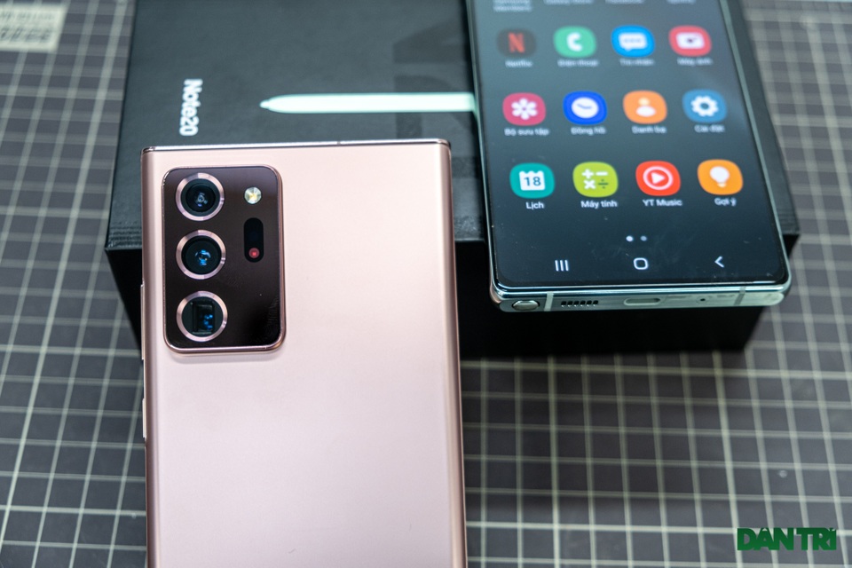 Mở hộp Galaxy Note 20 sắp mở bán: cấu hình mạnh, hoàn thiện cao cấp - 8 Mở hộp Galaxy Note 20 sắp mở bán: cấu hình mạnh, hoàn thiện cao cấp - 8