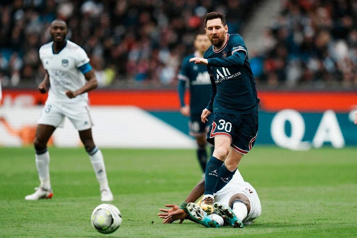 PSG 3-0 Bordeaux: Messi, Neymar và Mbappe tìm lại niềm vui ở Ligue 1 - 2 PSG 3-0 Bordeaux: Messi, Neymar và Mbappe tìm lại niềm vui ở Ligue 1 - 2